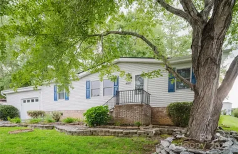 402 DEERFIELD CT, HENDERSONVILLE, NC, 28..., Hendersonville, NC 28792
