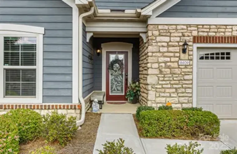 16020 CLEAR CREEK FARM RD, MATTHEWS, NC,..., Matthews, NC 28105