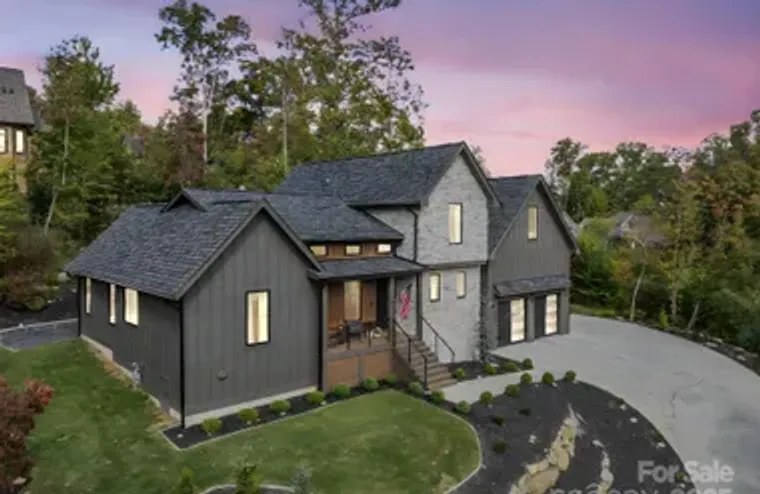 123 MILLBRAE LOOP, HENDERSONVILLE, NC, 2..., Hendersonville, NC 28791