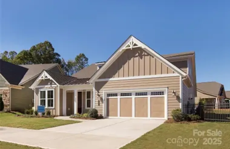 8949 SILVER SPRINGS CT, CHARLOTTE, NC, 2..., Charlotte, NC 28215