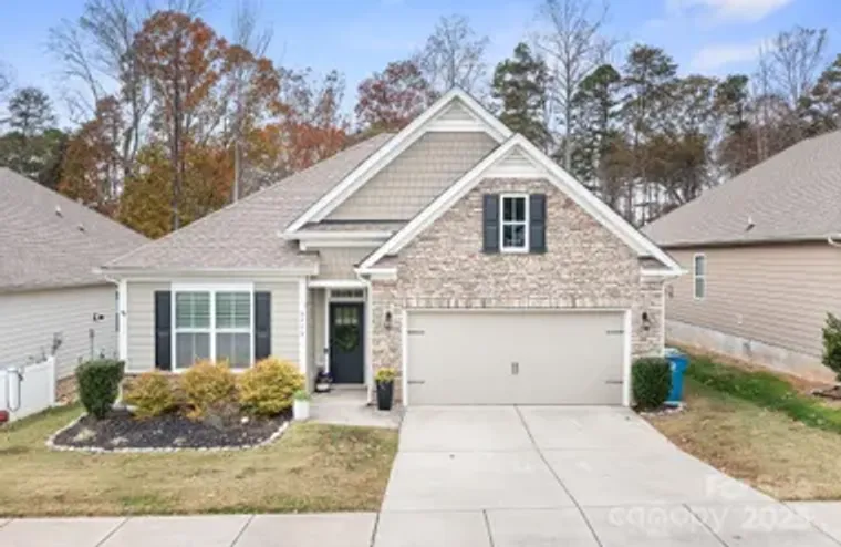 3779 SUMMER HAVEN DR, SHERRILLS FORD, NC..., Sherrills Ford, NC 28673