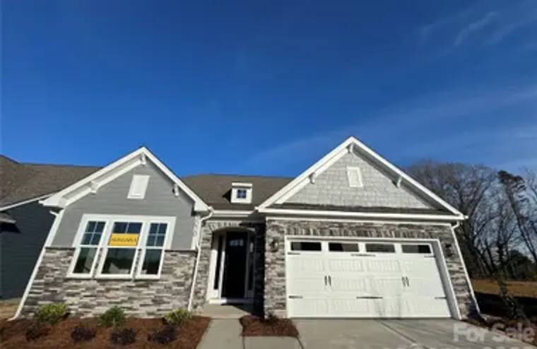 3070 CONSTITUTION LN, GASTONIA, NC, 2805..., Gastonia, NC 28056