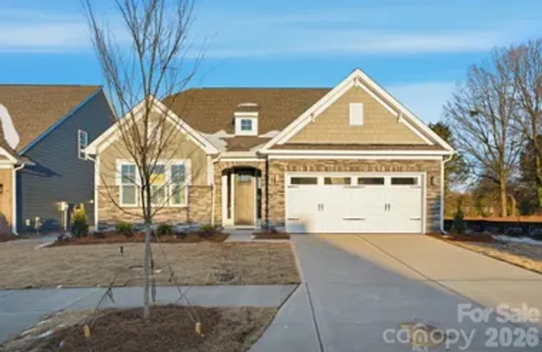 3070 CONSTITUTION LN, GASTONIA, NC, 2805..., Gastonia, NC 28056