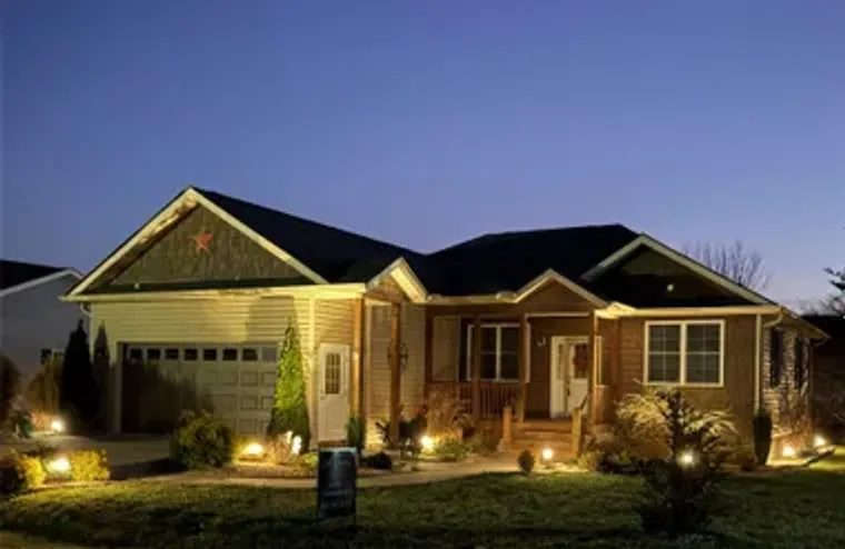 371 BEECHNUT DR, HENDERSONVILLE, NC, 287..., Hendersonville, NC 28739