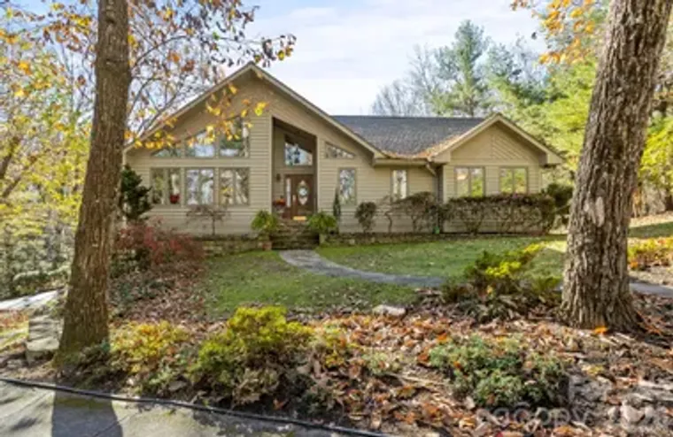 231 GREENLEAF DR, FLAT ROCK, NC, 28731, Flat Rock, NC 28731