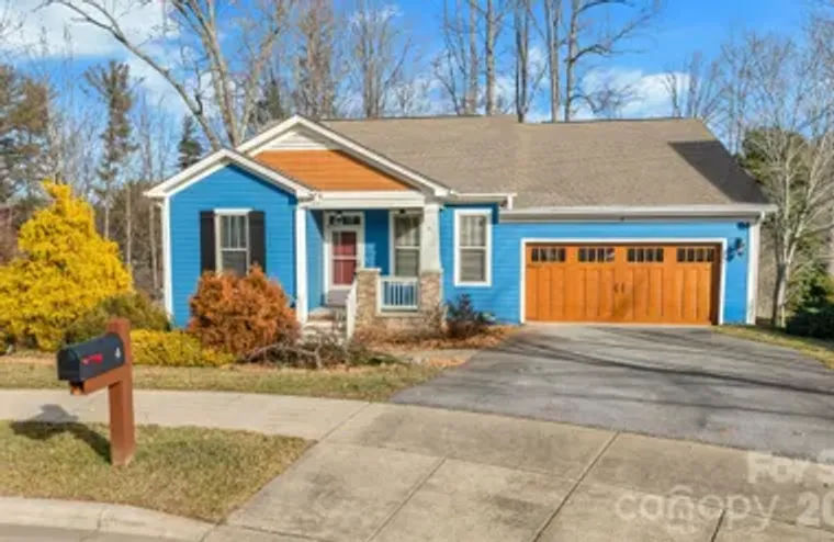 4 HOOLET CT, CANDLER, NC, 28715, Candler, NC 28715