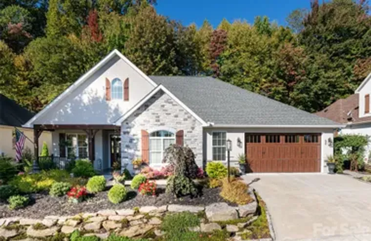 58 CARRIAGE HIGHLANDS CT, HENDERSONVILLE..., Hendersonville, NC 28791