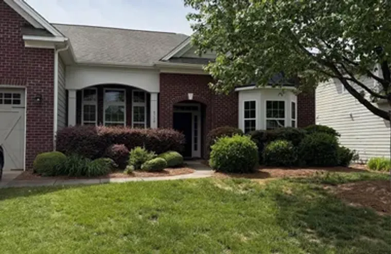 8720 ARTESA MILL LN, CHARLOTTE, NC, 2821..., Charlotte, NC 28214