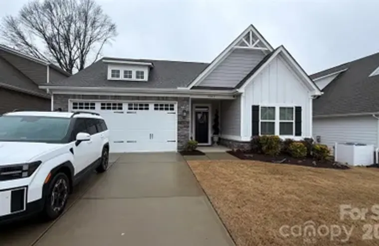 5042 SUMMER SURPRISE LN, CHARLOTTE, NC, ..., Charlotte, NC 28215