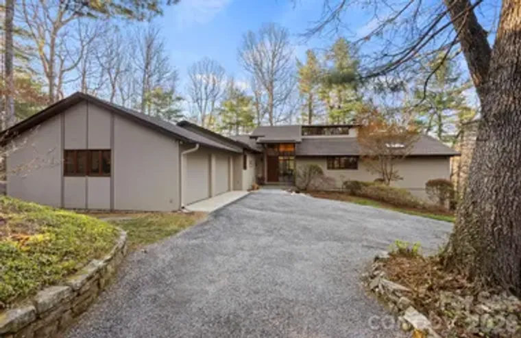 207 MAPLE HILL DR, FLAT ROCK, NC, 28731, Flat Rock, NC 28731