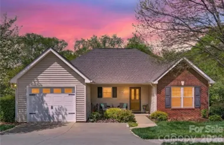 160 OAK VILLAGE PKWY, MOORESVILLE, NC, 2..., Mooresville, NC 28117