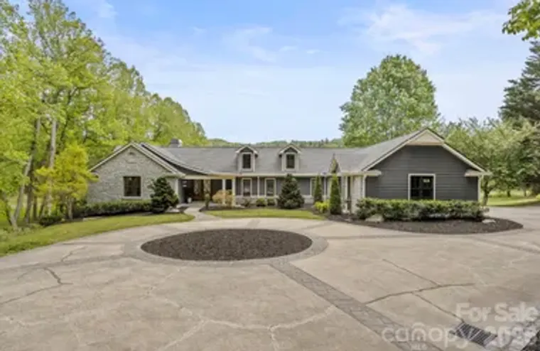 301 WINDING MEADOWS DR, FLAT ROCK, NC, 2..., Flat Rock, NC 28731