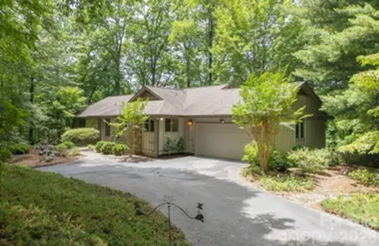 117 TARNHILL DR, FLAT ROCK, NC, 28731, Flat Rock, NC 28731