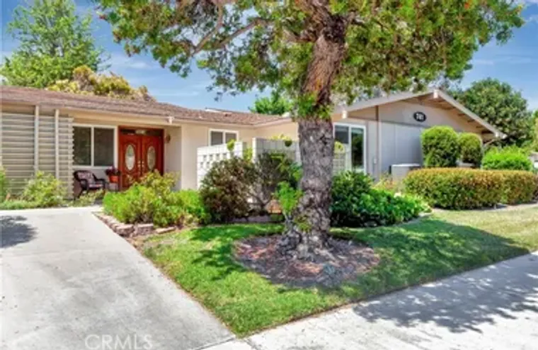 741 AVENIDA MAJORCA B, LAGUNA WOODS, CA,..., Laguna Woods, CA 92637