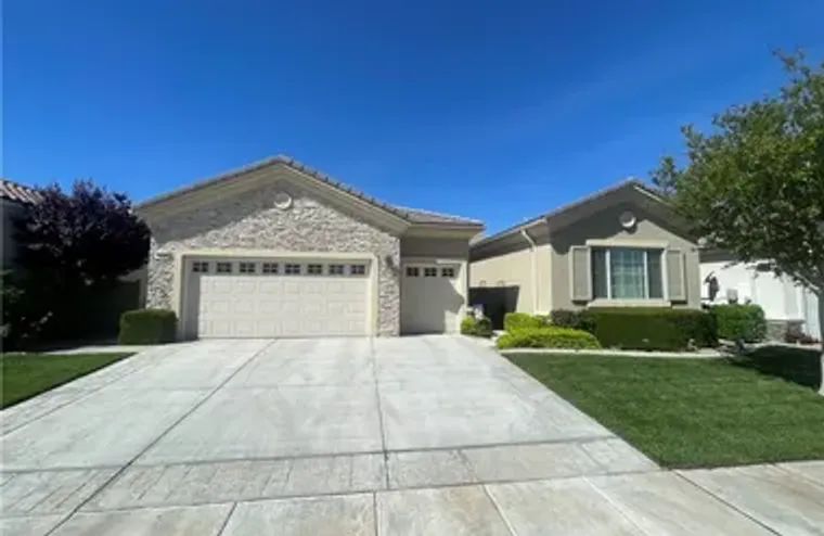 19365 GALLOPING HILL RD, APPLE VALLEY, C..., Apple Valley, CA 92308
