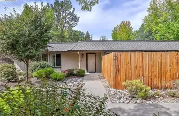 1932 PTARMIGAN DR APT 1, WALNUT CREEK, C..., Walnut Creek, CA 94595
