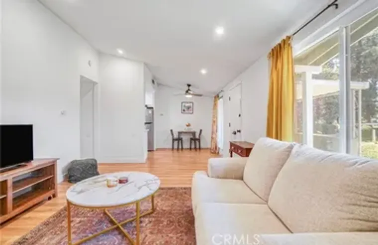 19118 AVENUE OF THE OAKS B, NEWHALL, CA,..., Newhall, CA 91321