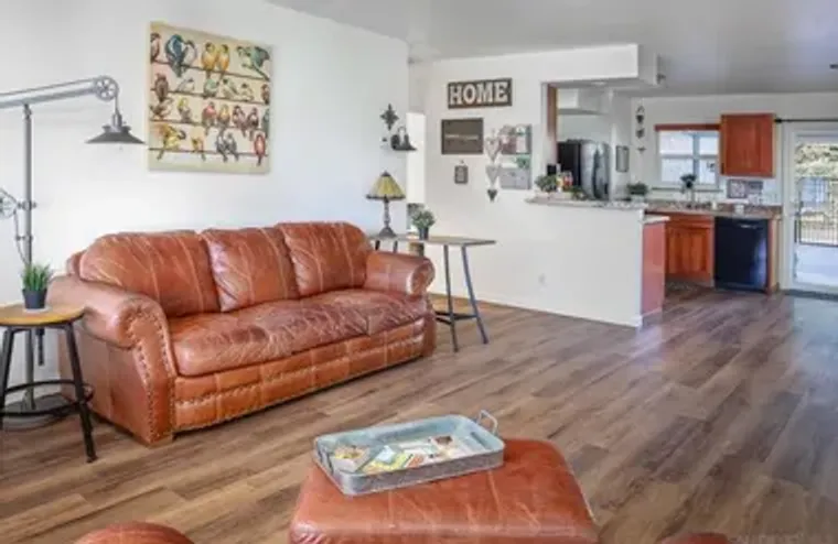 3577 PEAR BLOSSOM AVE, OCEANSIDE, CA, 92..., Oceanside, CA 92057