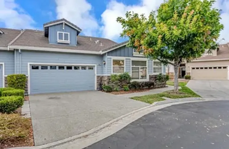 2051 FOLLE BLANCHE DR, SAN JOSE, CA, 951..., San Jose, CA 95135