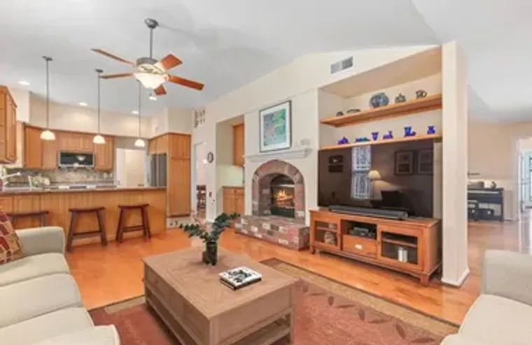 1911 LA SUBIDA WAY, SAN MARCOS, CA, 9207..., San Marcos, CA 92078