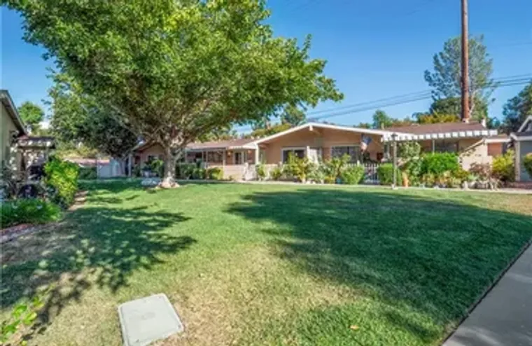 19126 AVENUE OF THE OAKS C, NEWHALL, CA,..., Newhall, CA 91321