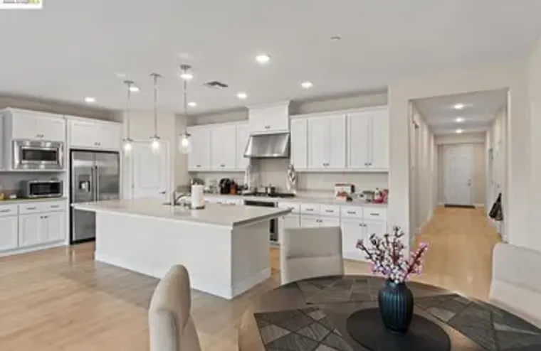 1052 CAMBORNE DR, MANTECA, CA, 95336, Manteca, CA 95336