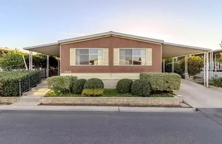 1420 GLENGROVE SQ, CORONA, CA, 92882, Corona, CA 92882