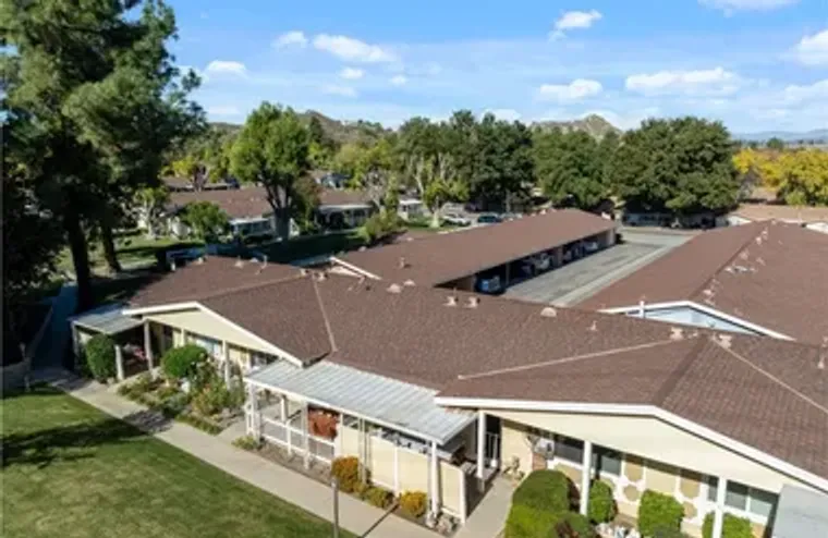 19116 AVENUE OF THE OAKS UNIT B, NEWHALL..., Newhall, CA 91321