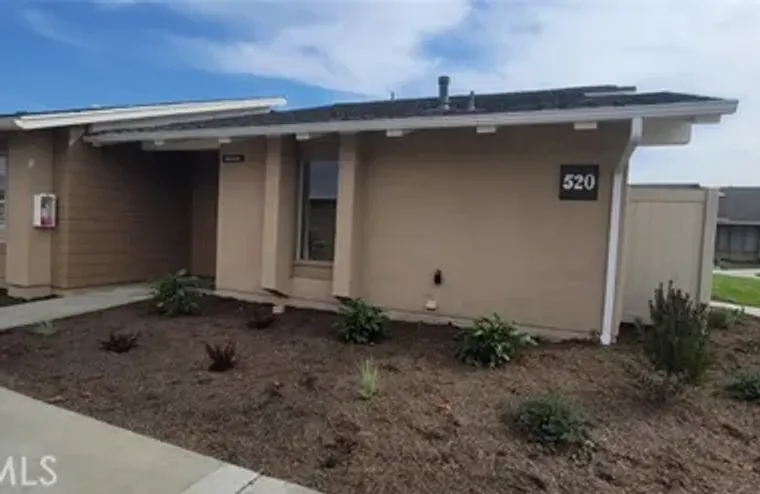 8855 SUTTER CIR UNIT 520A, HUNTINGTON BE..., Huntington Beach, CA 92646