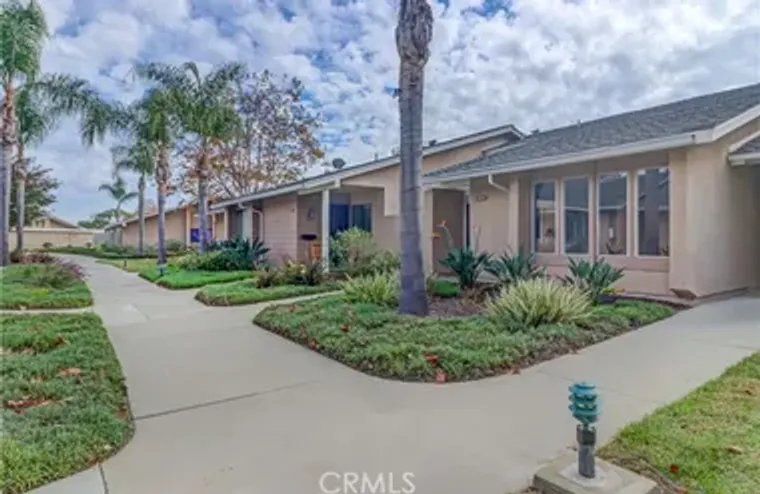 8566 SIERRA CIR 911-C, HUNTINGTON BEACH,..., Huntington Beach, CA 92646
