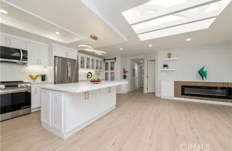 2112 VIA PUERTA N, LAGUNA WOODS, CA, 926..., Laguna Woods, CA 92637