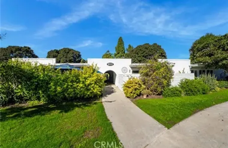 2111 VIA PUERTA S, LAGUNA WOODS, CA, 926..., Laguna Woods, CA 92637