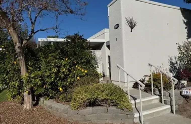 2082 RONDA GRANADA D, LAGUNA WOODS, CA, ..., Laguna Woods, CA 92637