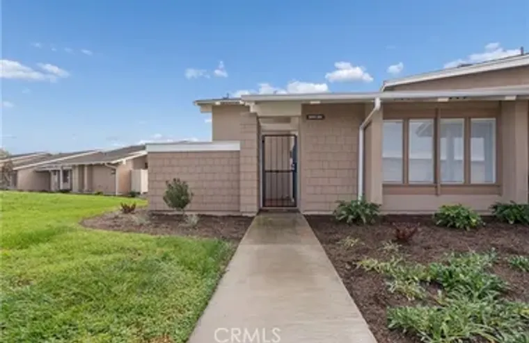 8855 SUTTER CIR UNIT 520C, HUNTINGTON BE..., Huntington Beach, CA 92646