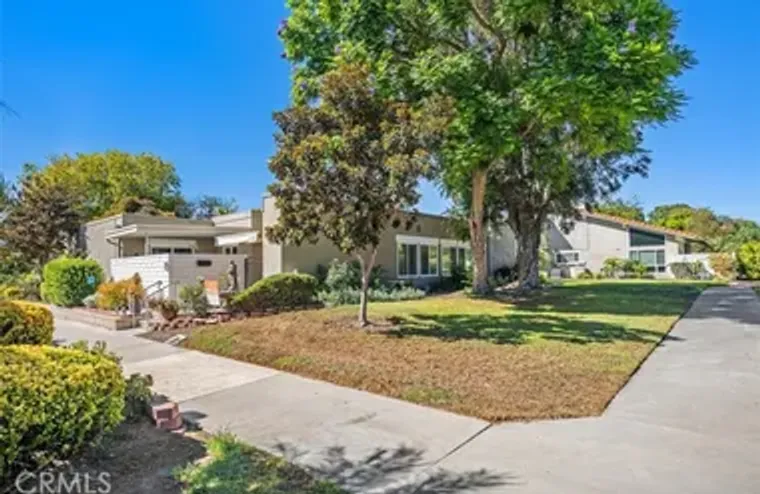 2048 VIA MARIPOSA E D, LAGUNA WOODS, CA,..., Laguna Woods, CA 92637