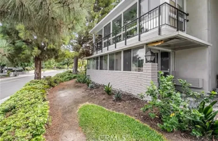 2277 VIA MARIPOSA B, LAGUNA WOODS, CA, 9..., Laguna Woods, CA 92637