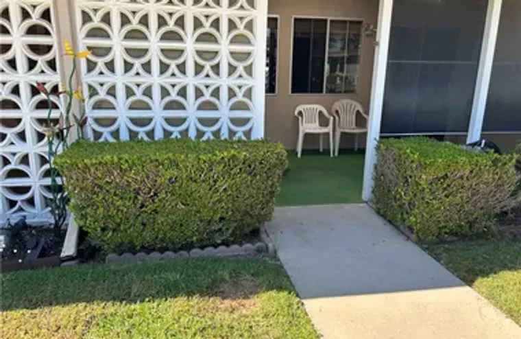 13811 THUNDERBIRD DR APT 57B, SEAL BEACH..., Seal Beach, CA 90740