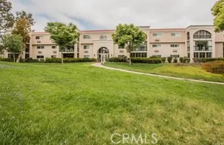 5500 PASEO DEL LAGO 1F, LAGUNA WOODS, CA..., Laguna Woods, CA 92637