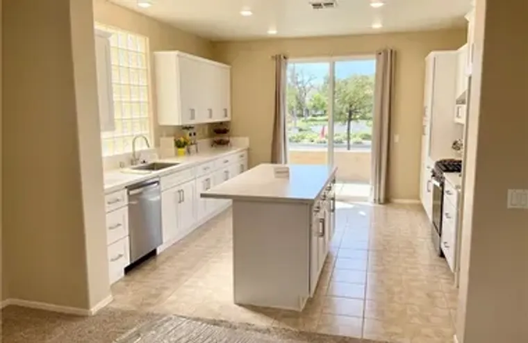 8251 TRIPLETT LN, HEMET, CA, 92545, Hemet, CA 92545