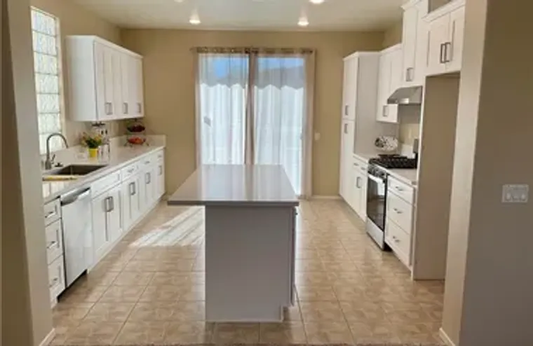 8251 TRIPLETT LN, HEMET, CA, 92545, Hemet, CA 92545