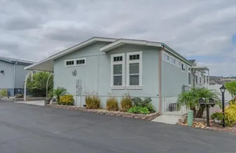 4650 DULIN RD SPC 126, FALLBROOK, CA, 92..., Fallbrook, CA 92028