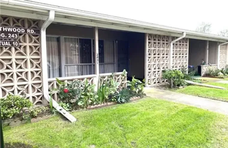 1470 NORTHWOOD RD # M10-243I, SEAL BEACH..., Seal Beach, CA 90740