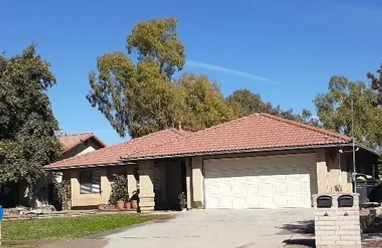 1484 PEPPER TREE DR, HEMET, CA, 92545, Hemet, CA 92545