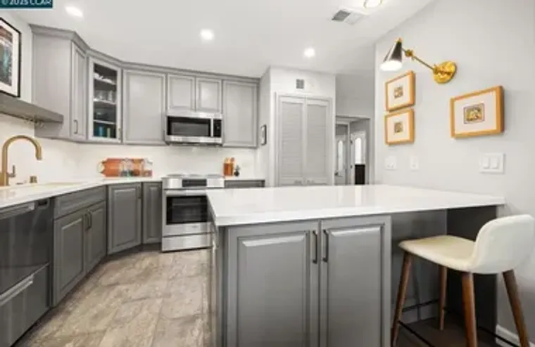 1388 ROCKLEDGE LN APT 4, WALNUT CREEK, C..., Walnut Creek, CA 94595