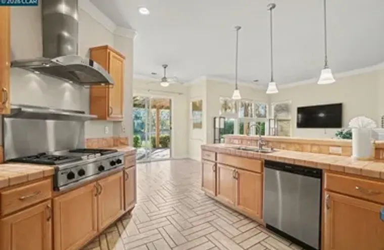 208 SUMMERSET DR, BRENTWOOD (CC), CA, 94..., Brentwood (cc), CA 94513