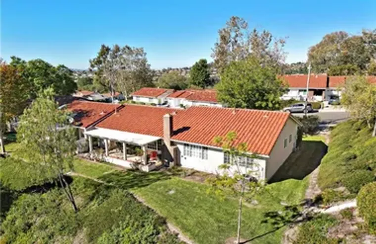 27952 CALLE CASAL, MISSION VIEJO, CA, 92..., Mission Viejo, CA 92692