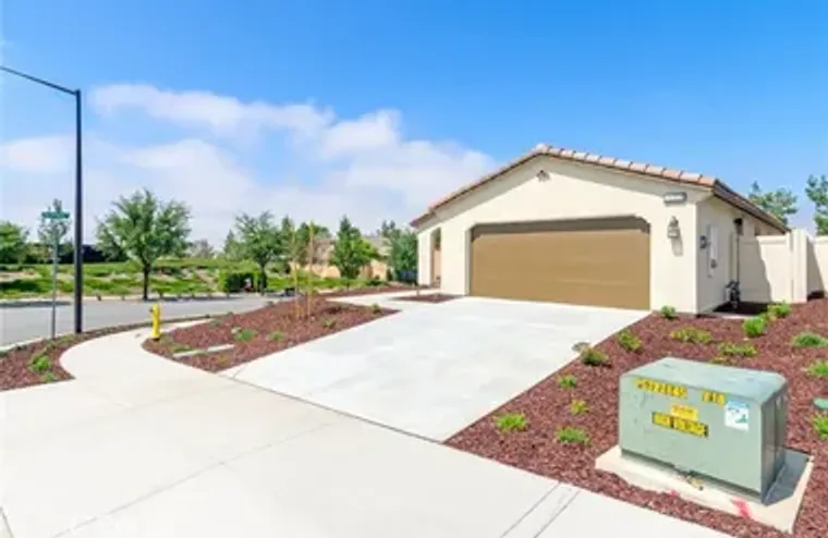 1553 GARDENVIEW TRL, BEAUMONT, CA, 92223, Beaumont, CA 92223