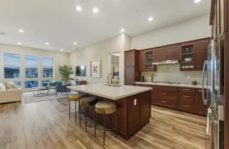 16750 COYOTE BUSH DR 23, SAN DIEGO, CA, ..., San Diego, CA 92127