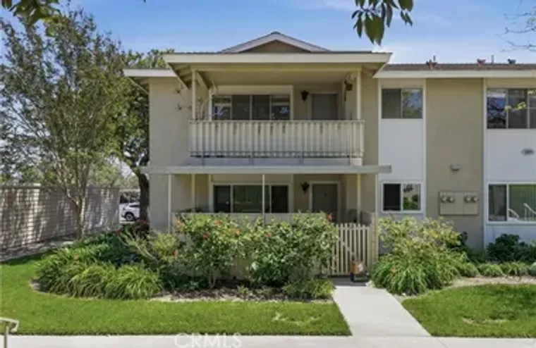 391 AVENIDA CASTILLA O, LAGUNA WOODS, CA..., Laguna Woods, CA 92637