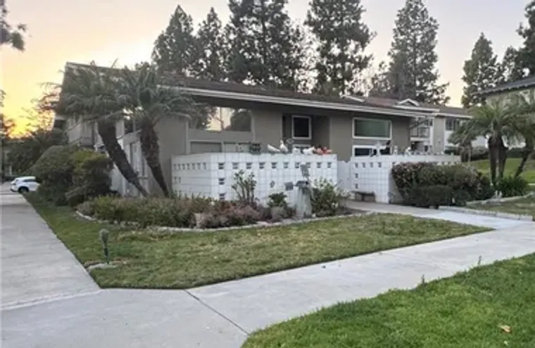 376 AVENIDA CASTILLA C, LAGUNA WOODS, CA..., Laguna Woods, CA 92637